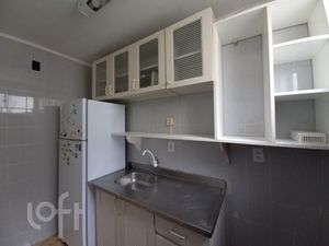 Image 10 - 888422