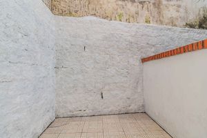 Image 14 - 888425