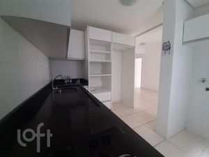 Image 8 - 888480