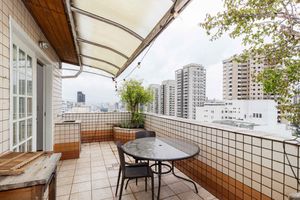 Image 31 - 888498