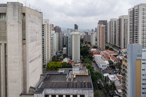 Image 32 - 888498