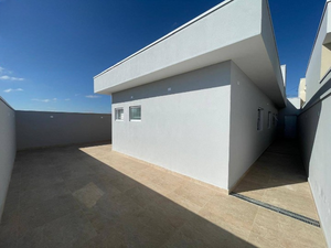 Image 17 - 888503
