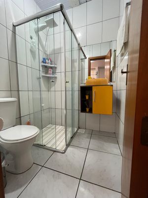 Image 14 - 888505
