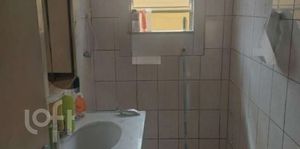 Image 4 - 888520