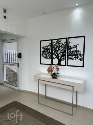 Image 10 - 888521