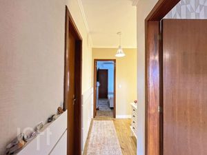 Image 33 - 888528