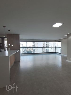 Image 29 - 888535