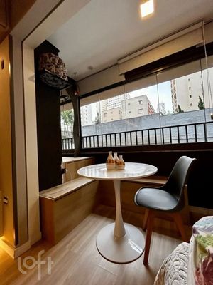 Image 5 - 888538