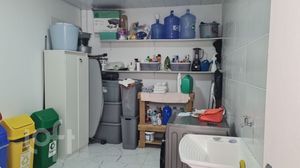 Image 41 - 888540