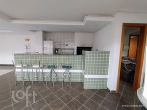 Image 6 - 888541