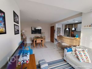 Image 35 - 888541