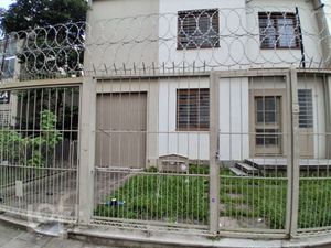 Image 29 - 888562