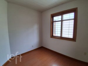 Image 8 - 888562