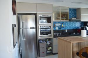 Image 9 - 888566