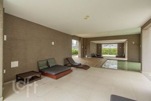 Image 28 - 888566