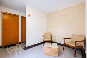 Image 22 - 888576