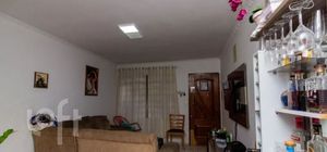 Image 4 - 888579