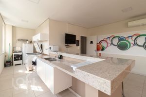 Image 38 - 888589