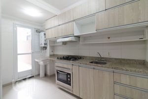 Image 19 - 888589