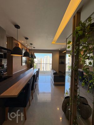 Image 6 - 888590