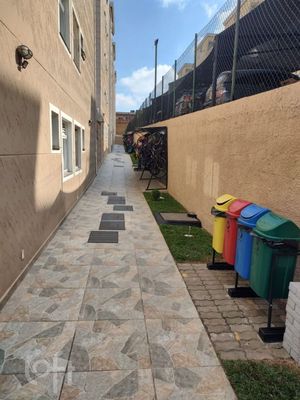Image 11 - 888591