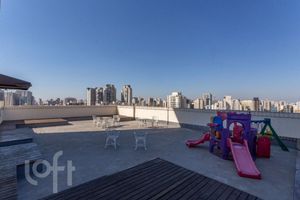 Image 52 - 888595