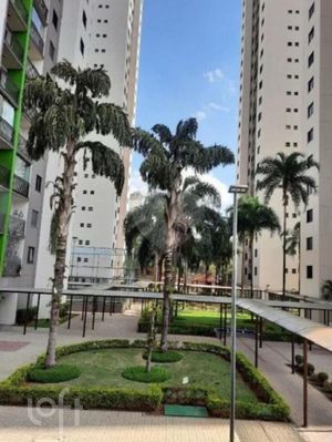 Image 18 - 888597