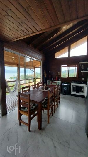 Image 26 - 888604