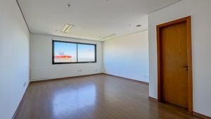 Image 11 - 888614