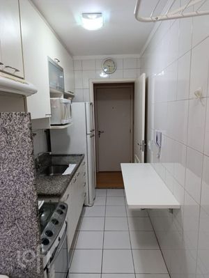 Image 2 - 888618