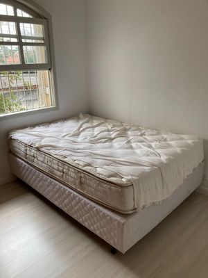 Image 11 - 888620