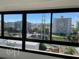 Image 6 - 888623