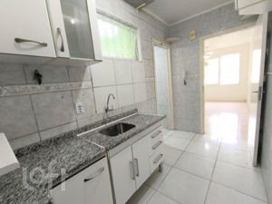 Image 8 - 888632