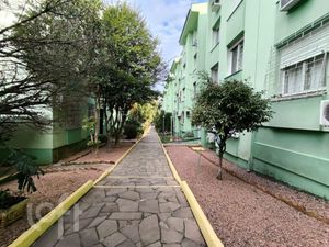 Image 21 - 888632
