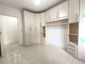 Image 6 - 888632