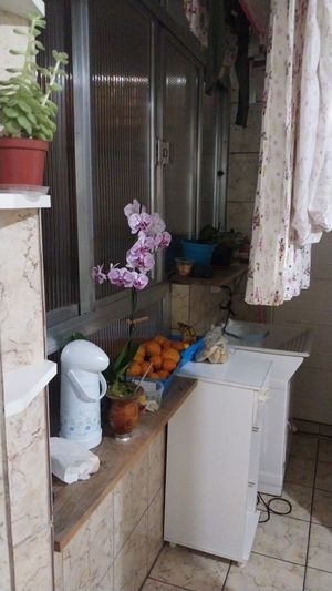 Image 5 - 888646