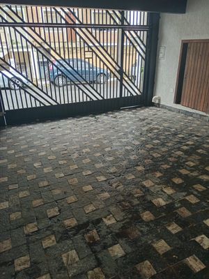 Image 15 - 888648