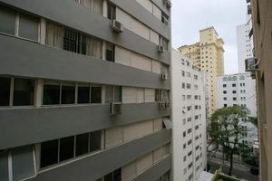 Image 34 - 888659