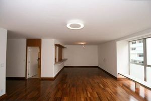 Image 3 - 888659