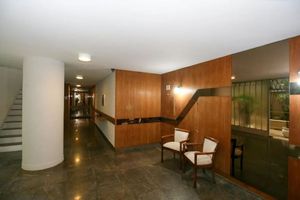 Image 39 - 888659