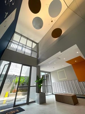 Image 25 - 888661