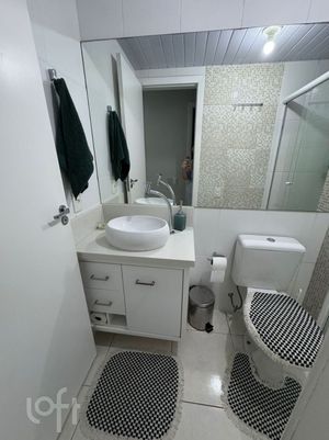 Image 11 - 888662