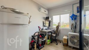 Image 14 - 888663