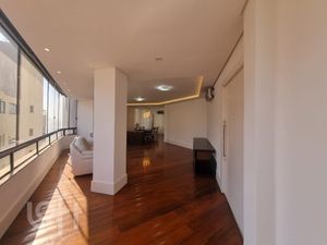 Image 21 - 888669