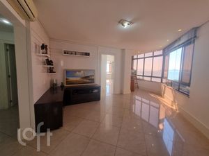 Image 12 - 888669