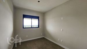 Image 9 - 888673