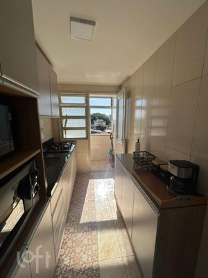 Image 8 - 888680