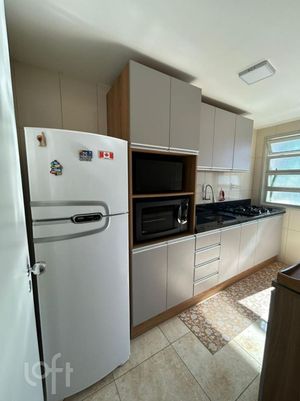 Image 10 - 888680