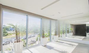 Image 37 - 888684