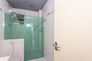 Image 14 - 888688